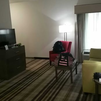 La Quinta by Wyndham Paducah - Living area in king suite. - Hotels Near Me - Paducah, Kentucky La Quinta by Wyndham Paducah - Living area in king suite. - Hotels Near Me - Paducah, Kentucky