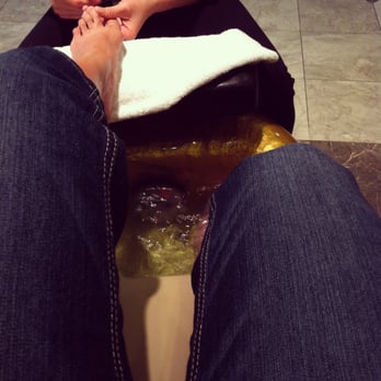 Serenity Nails & Spa - Nail Salons Near Me - Cincinnati, Ohio