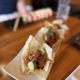 Spicy Tuna Tartare Tacos (3 Pieces) Spicy Tuna Tartare Tacos (3 Pieces)