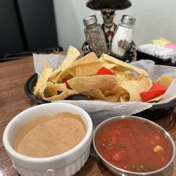 Kalavera's Bar & Grill - Complimentary cheese/bean dip, salsa and chips