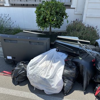 Junk King San Jose - More junk thst needs to go. - Junk Removal & Hauling Near Me - San Jose, California