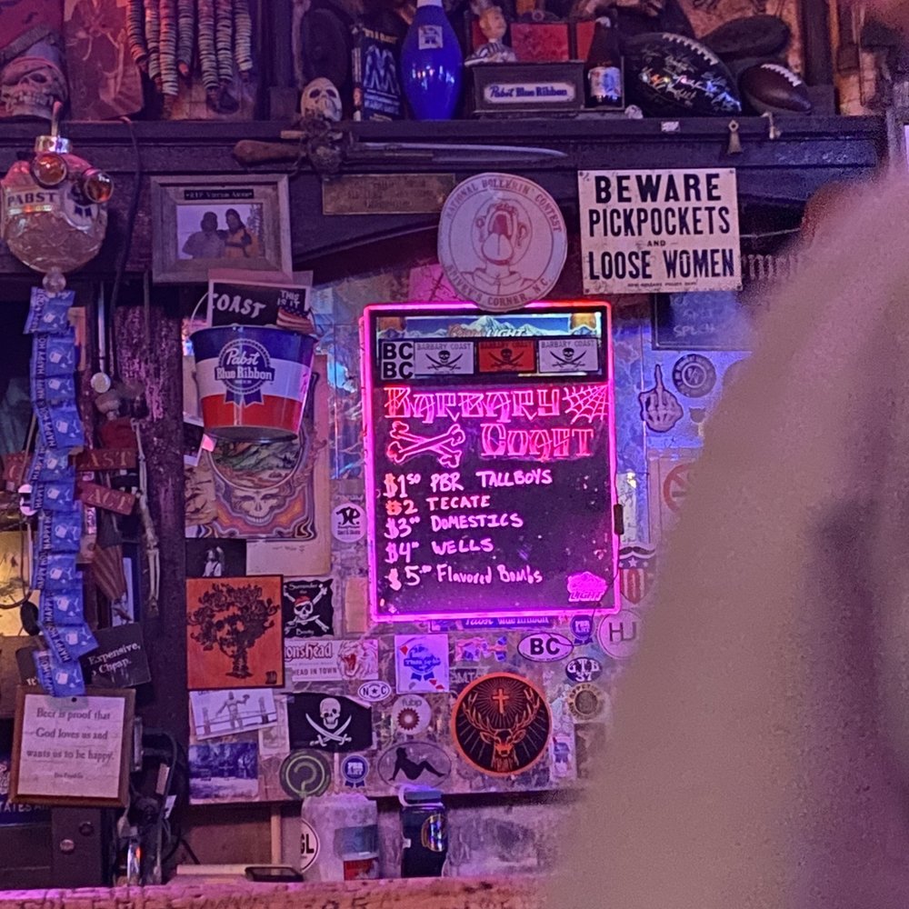 Cheap drinks! Cheap drinks!