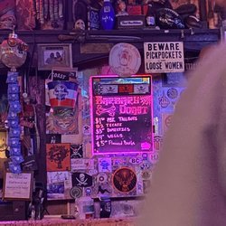 Barbary Coast - Cheap drinks!