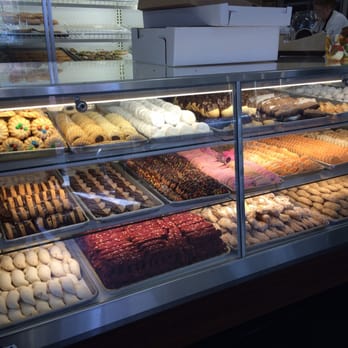 Dimare Pastry Shop - Cookies - Bakeries Near Me - Riverside, Connecticut Dimare Pastry Shop - Cookies - Bakeries Near Me - Riverside, Connecticut