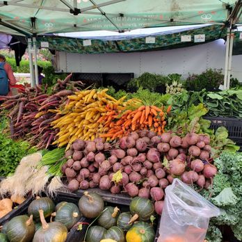 Union Square Greenmarket - Organic vegetables stand - Farmers Market Near Me - New York, New York Union Square Greenmarket - Organic vegetables stand - Farmers Market Near Me - New York, New York