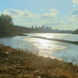 Riverfront Park - KCMO upstream