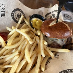 "Cali" Burger & fries "Cali" Burger & fries