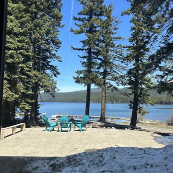 Odell Lake Lodge & Resort - view from dining area/restaurant - Hotels Near Me - Crescent, Oregon Odell Lake Lodge & Resort - view from dining area/restaurant - Hotels Near Me - Crescent, Oregon