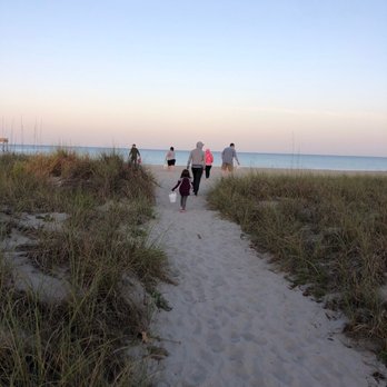 Venice Beach - Fam at sunrise / low tide ready to hunt for mother natures treasures! - Beaches Near Me - Venice, Florida