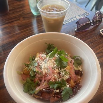 Late Start - Breakfast bowl - Breweries Near Me - Tampa, Florida