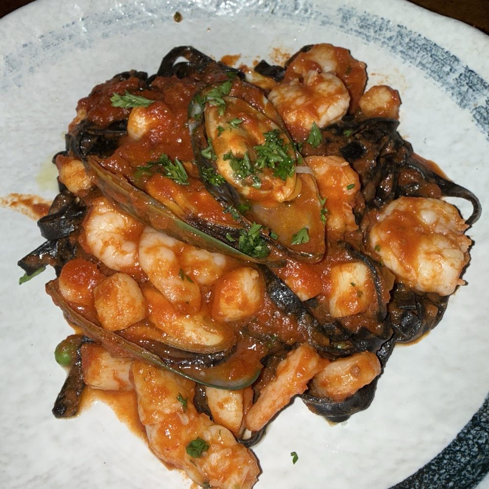 Brava Garden Eatery - Wine Bars Near Me - Pleasanton, California Brava Garden Eatery - Wine Bars Near Me - Pleasanton, California