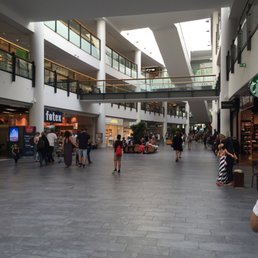 Shopping mall! Shopping mall!