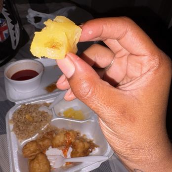 Uncle Tong's - Pineapple - Chinese Near Me - Houston, Texas Uncle Tong's - Pineapple - Chinese Near Me - Houston, Texas