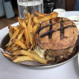 Burger & Fries