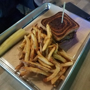 Maple Landing - Yummy stuff - Barbeque Near Me - Dallas, Texas