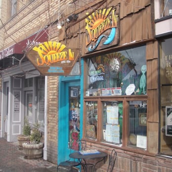 Squeeze In - It's what to look for! - Breakfast & Brunch Near Me - Truckee, California Squeeze In - It's what to look for! - Breakfast & Brunch Near Me - Truckee, California