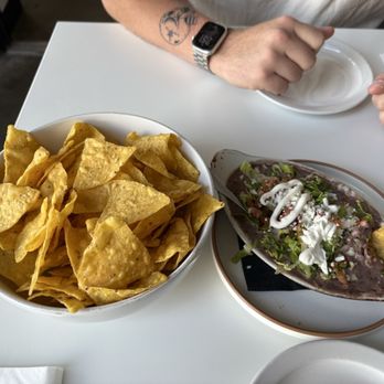 La Margarita - Supreme bean dip and chips - Mexican Near Me - Indianapolis, Indiana La Margarita - Supreme bean dip and chips - Mexican Near Me - Indianapolis, Indiana