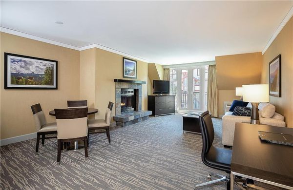 Hilton Whistler Resort & Spa by null