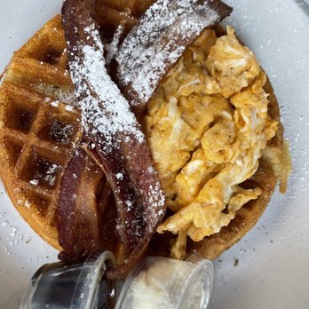 Interstellar - Bacon and Eggs Waffles (IG: eatingwithkreng) - Coffee & Tea Near Me - Santa Monica, California