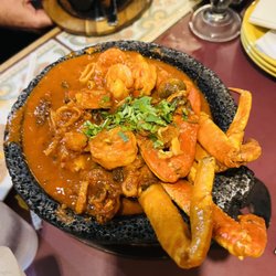 3 Margaritas - Seafood Molcajete