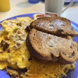 Legends Cafe - All meat omelette with half order hash brown and raisin toast