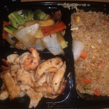 Token Ramen - Hibachi with shrimp and chicken. - Coffee & Tea Near Me - Tampa, Florida