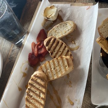 Aviary Cafe - Farmers Park - Honey Lavender Goat Cheese - French Near Me - Springfield, Missouri Aviary Cafe - Farmers Park - Honey Lavender Goat Cheese - French Near Me - Springfield, Missouri
