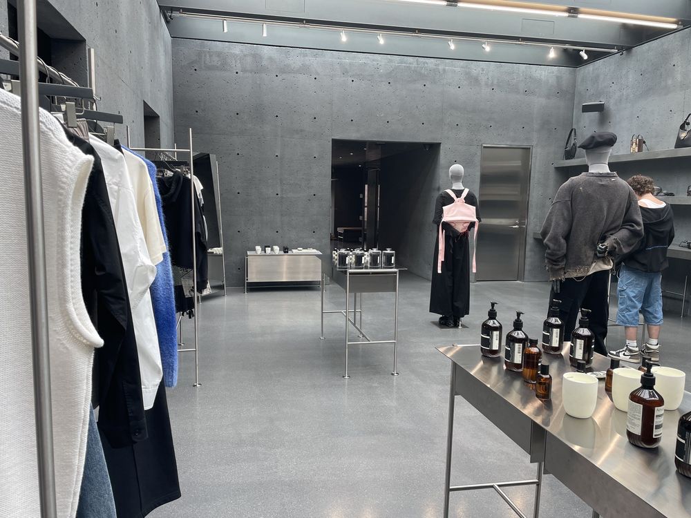 SSENSE
