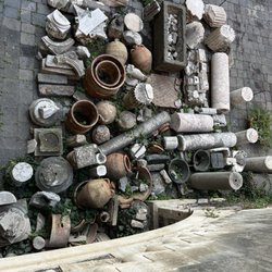 Museo Civico Castello Ursino - Ancient bric a brac