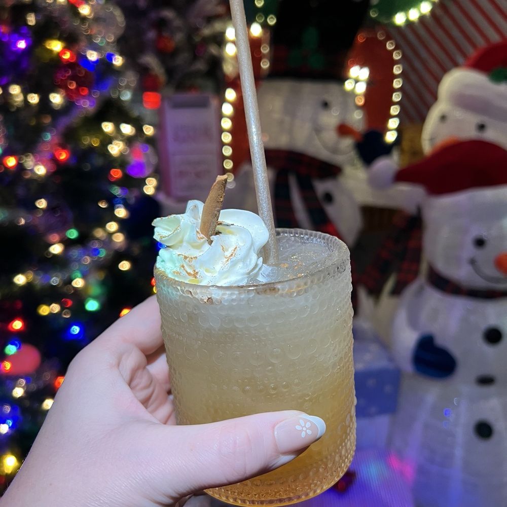The Reindeer Room - Santa's Cider (mocktail) - Cocktail Bars Near Me - Orlando, Florida The Reindeer Room - Santa's Cider (mocktail) - Cocktail Bars Near Me - Orlando, Florida