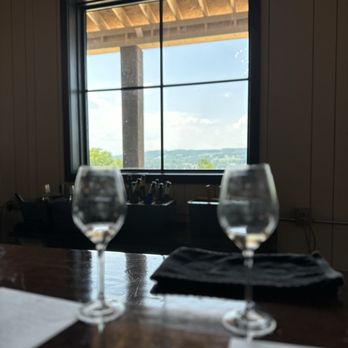 Keuka Spring Vineyards - Wineries Near Me - Penn Yan, New York Keuka Spring Vineyards - Wineries Near Me - Penn Yan, New York