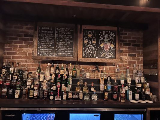 Repeal 33 Bar & Restaurant by null