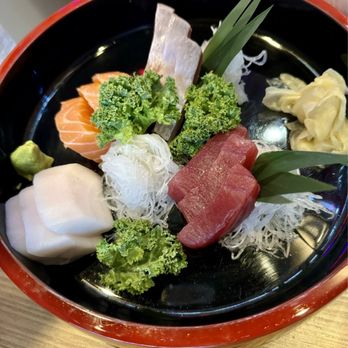 Sushi Kawa - Sashimi Combo - Sushi Bars Near Me - Winter Park, Florida Sushi Kawa - Sashimi Combo - Sushi Bars Near Me - Winter Park, Florida
