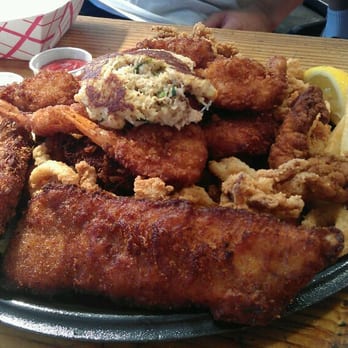 Neptune's Net - Neptune's Sampler - Seafood Near Me - Malibu, California