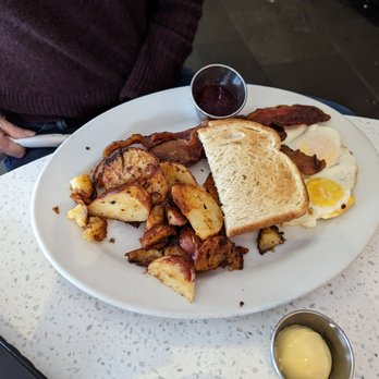 Morning Squeeze - Eggs and toast - Breakfast & Brunch Near Me - Scottsdale, Arizona