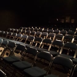 Teatro Diana - Sillas removibles para ajustes de casa obra.