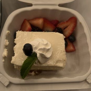 The Derby - Derby Cheesecake with Fresh Berries - Steakhouses Near Me - Arcadia, California