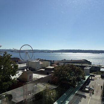 Lowell's Restaurant - American Near Me - Seattle, Washington Lowell's Restaurant - American Near Me - Seattle, Washington