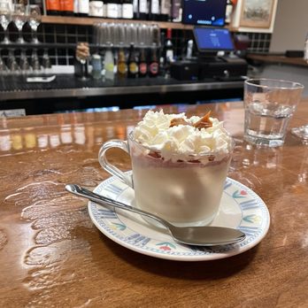 Flora King - Cuatro leche dessert - Argentine Near Me - San Francisco, California