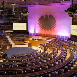 World Conference Center alter Bundestag - Das Kongresszentrum rund um den ehemaligen Plenarsaal des Deutschen Bundestages copyright WorldCCBonn