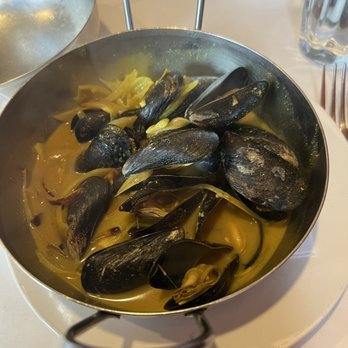 Red Stripe - Curry Red Stripe Mussels or Mussels Mariniere - Breakfast & Brunch Near Me - Providence, Rhode Island