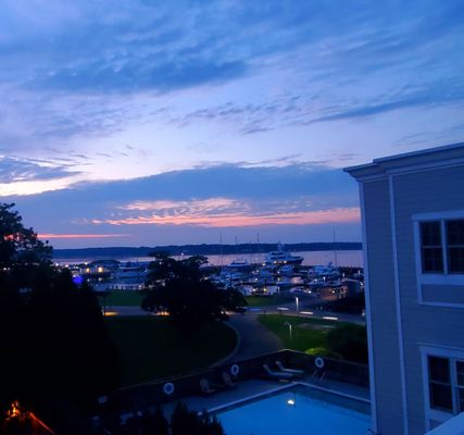 The Harbor Front Inn by null