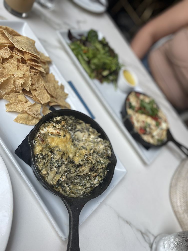 CHELSEA CORNER Updated April 2024 700 Photos & 546 Reviews 4830