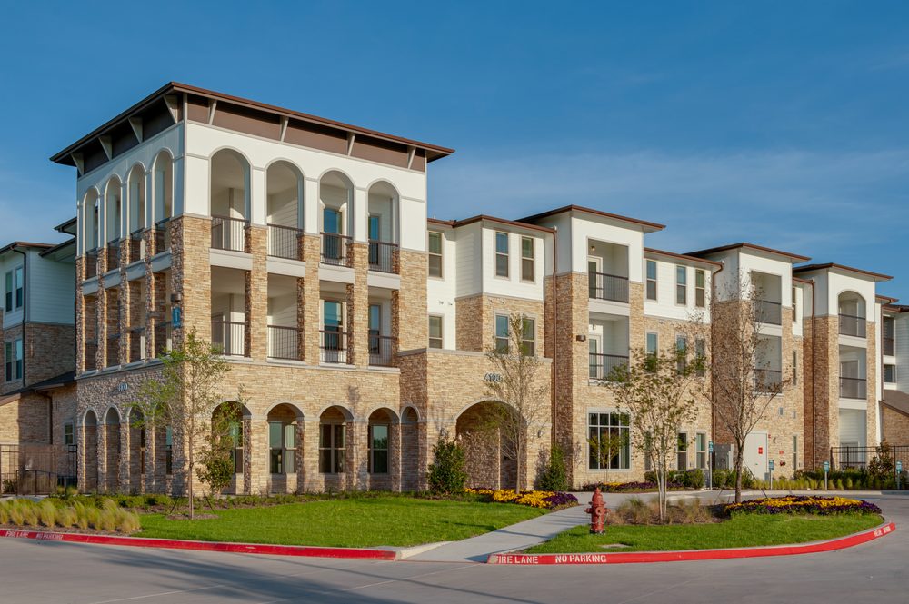 BELLROCK UPPER NORTH APARTMENTS 4100 Northern Cross Blvd, Haltom City