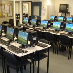 Oxford International - Vancouver - Computer Lab