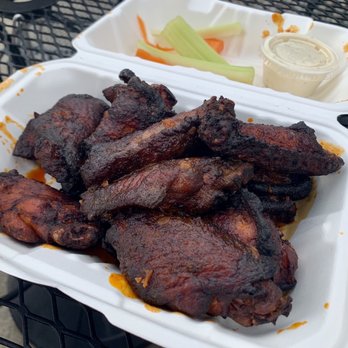 Philly Bar & Lounge - Smoked Chicken Wings - Bars Near Me - Latham, New York