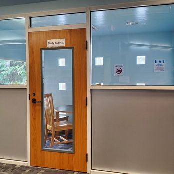 Alachua County Library District - 2 study rooms. Both have large windows! - Libraries Near Me - Alachua, Florida Alachua County Library District - 2 study rooms. Both have large windows! - Libraries Near Me - Alachua, Florida