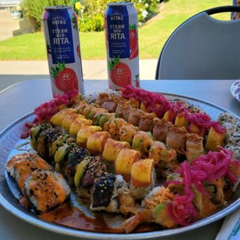 Krudos Sushi & Modern Kitchen - 8-roll sushi platter - Sushi Bars Near Me - Maywood, California Krudos Sushi & Modern Kitchen - 8-roll sushi platter - Sushi Bars Near Me - Maywood, California