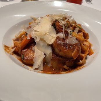 Linwoods - Shrimp, Scallops, Tagliatelle, Marinara, Parmesan Reggiano - New American Near Me - Owings Mills, Maryland