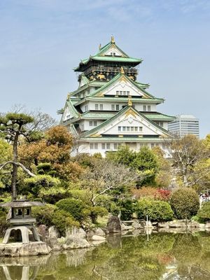 Osaka Castle Park by null